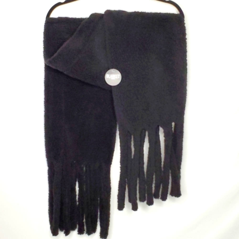 Faux Fur Blanket Scarf Extra Long with Fringe Soft Fluffy Unisex Wrap NWT